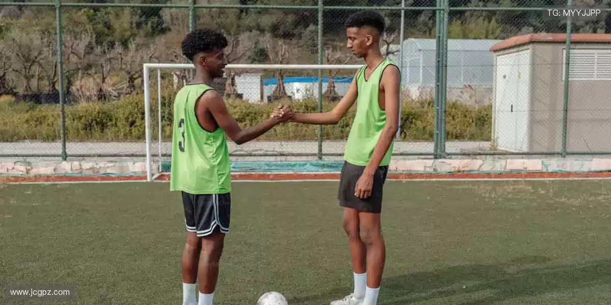 📱 弹幕互动，让观赛更有温度！